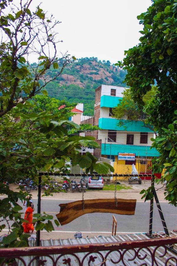 Dwaraka Home Stay Tiruvannāmalai Buitenkant foto